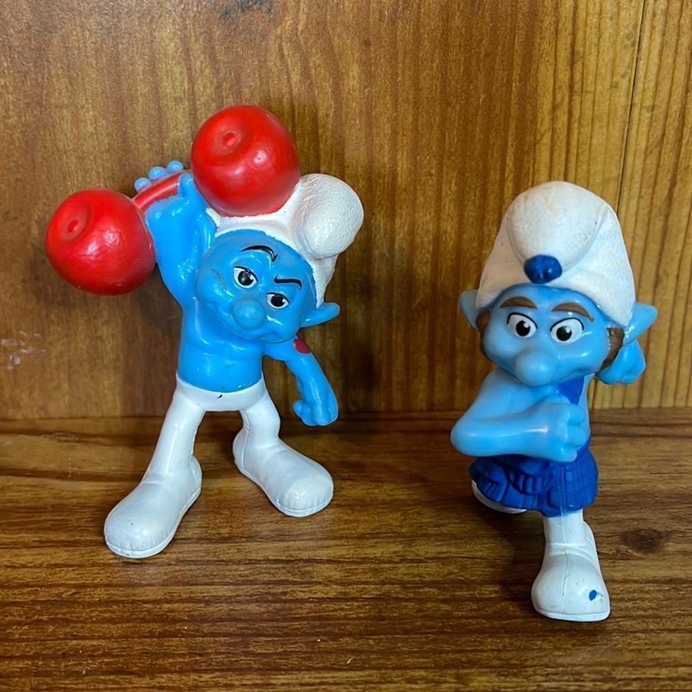 2011 The Smurfs McDonalds Happy Meal toys Hefty and Gutsy Figures‎